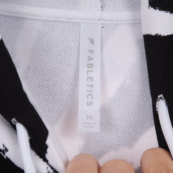 Fabletics Jasmine Slit Pullover Medium - Picture 4 of 7